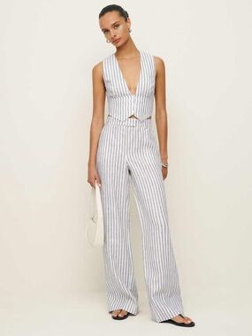 Reformation Matching Set Cropped Linen
Vest and Wide Pant Size 4
